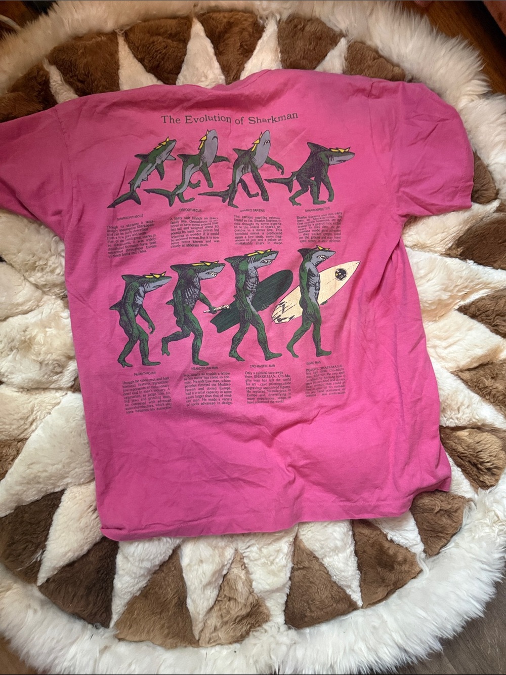 Vintage Maui and Sons Pink 'The Evolution of Sharkman' Graphic Pet/Reptile Tee